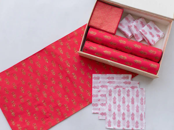 Holly Jolly Table Linen Gift Box